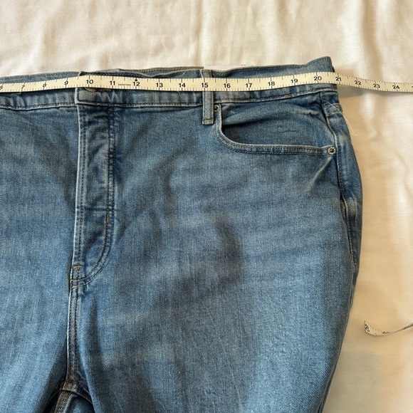 NEW Old Navy 22 Extra High Rise Ski-Hi Straight Jeans Raw Hem - Picture 4 of 8